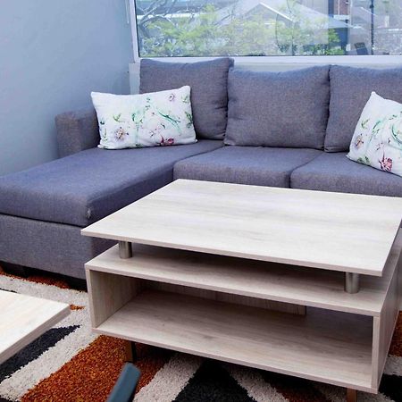 Jft Self Catering Units Bed & Breakfast East London Dış mekan fotoğraf
