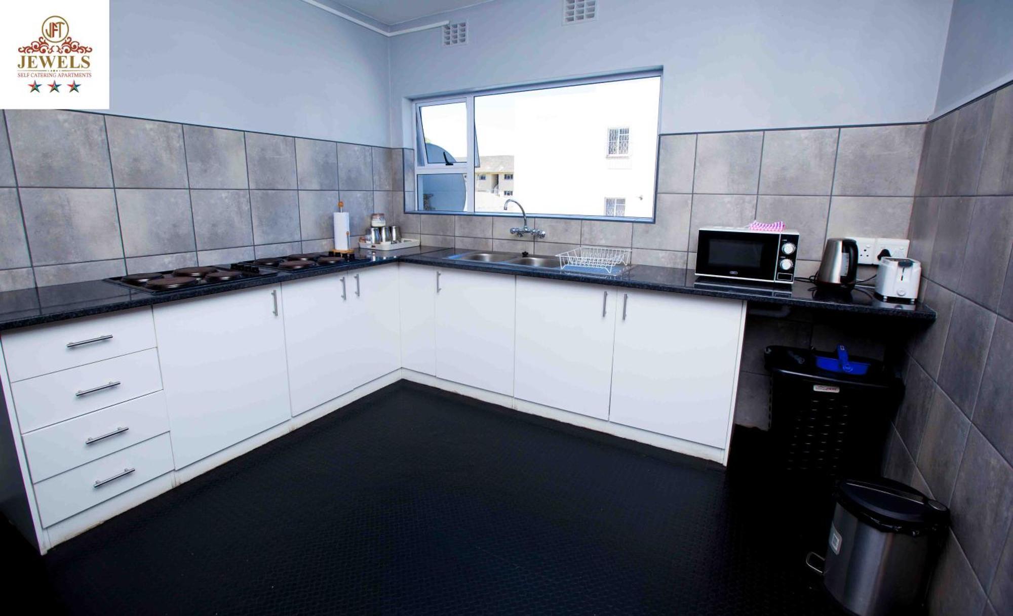 Jft Self Catering Units Bed & Breakfast East London Dış mekan fotoğraf